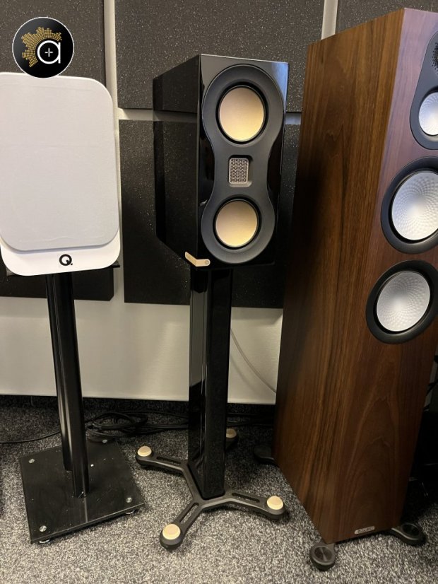 Monitor Audio Studio 89 se stojany - demo pár ze studia
