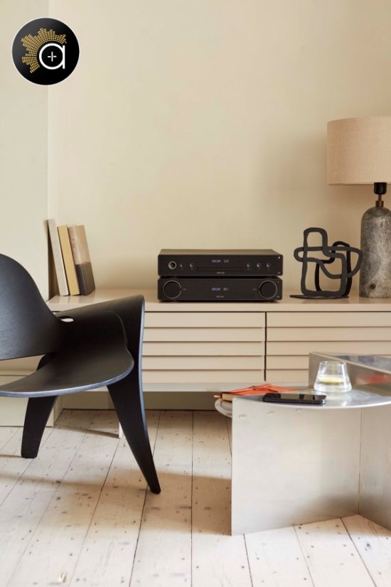 ARCAM A5+ - integrovaný zesilovač 2 x 50 W, Bluetooth, Phono MM