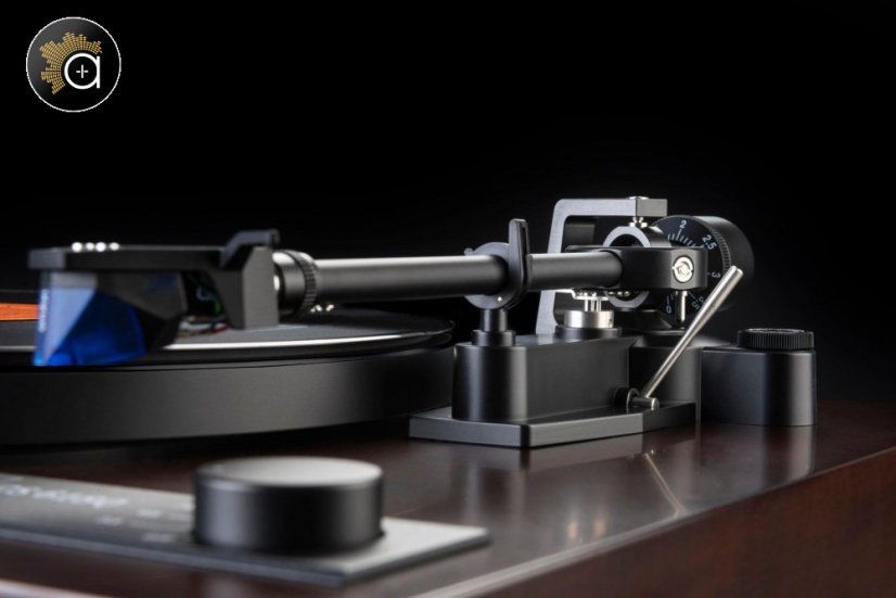 Dual CS 618Q + Orotofon 2M Black