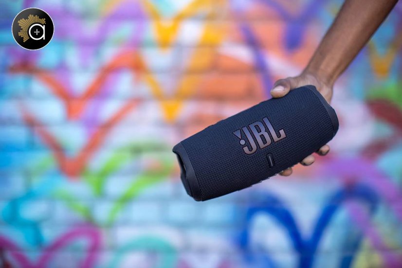 JBL Charge 5