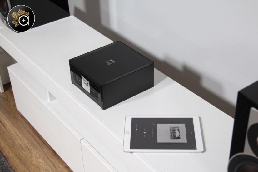 NAD M10 v2 demo kus ze studia