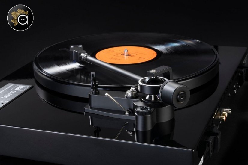 Dual CS 618Q + Orotofon 2M Black