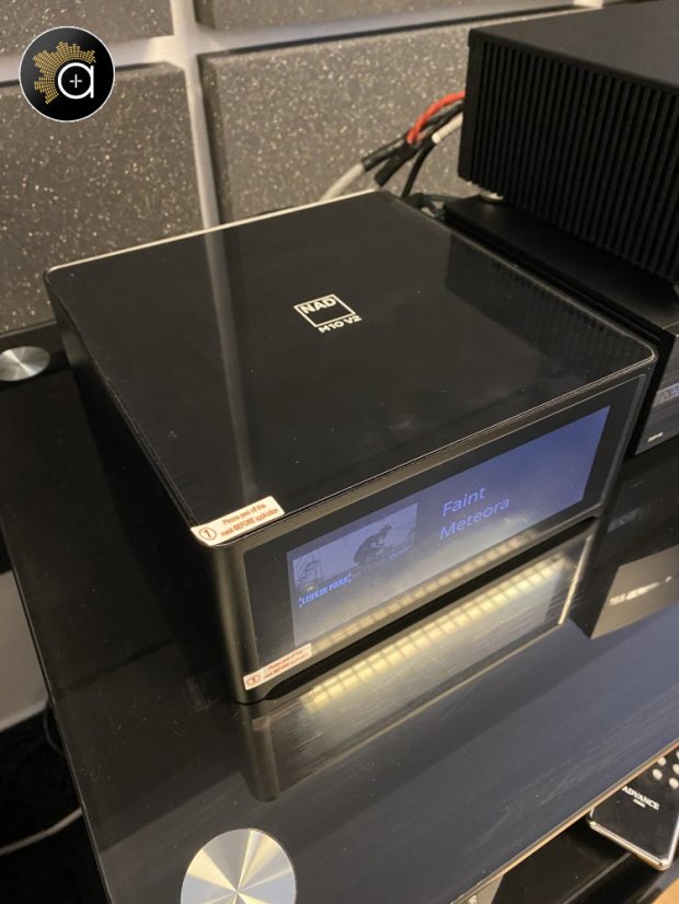 NAD M10 v2 demo kus ze studia