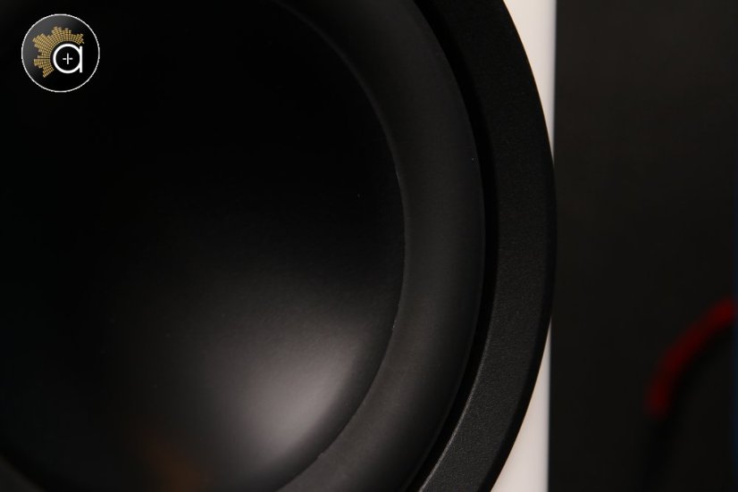 ELAC Solano BS 283.2