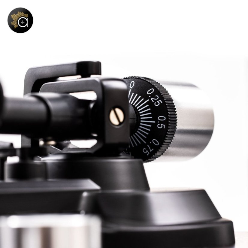Argon Audio TT - slušný gramofon s předzesilovačem