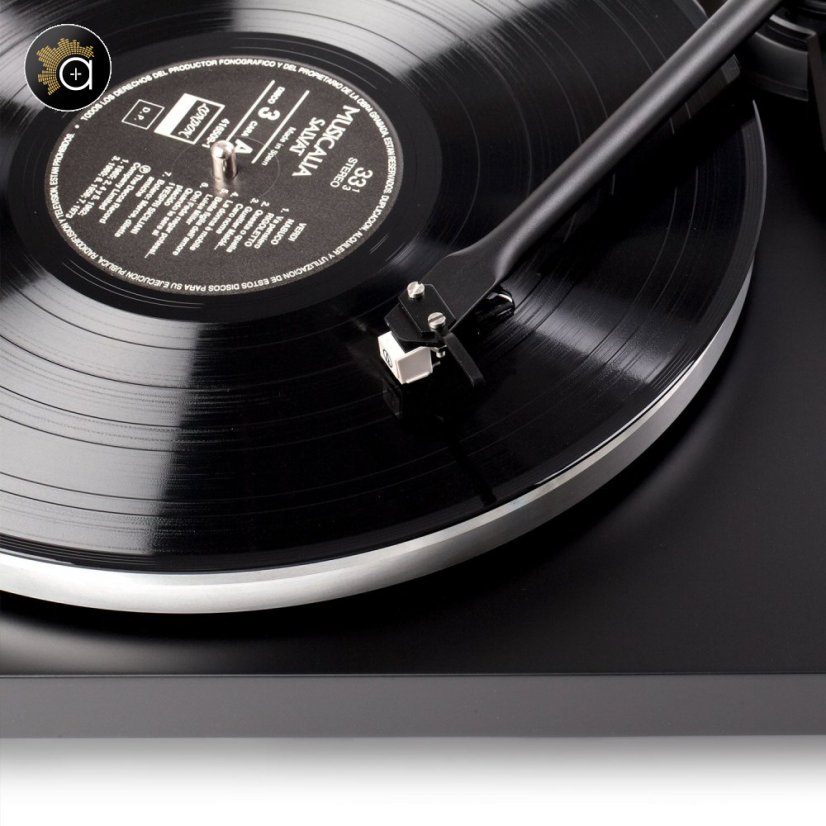 Argon Audio TT - slušný gramofon s předzesilovačem