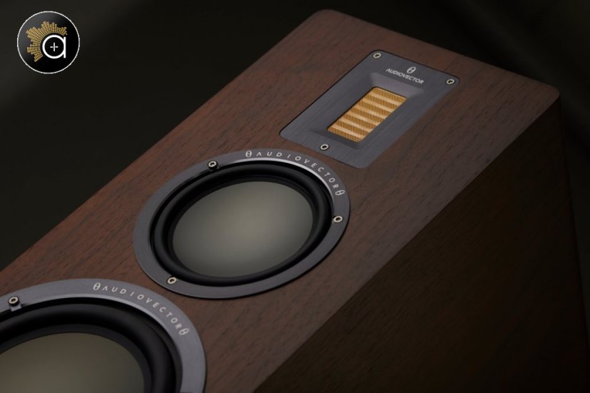 Audiovector QR 7 SE - mohutnost s pěkným detailem