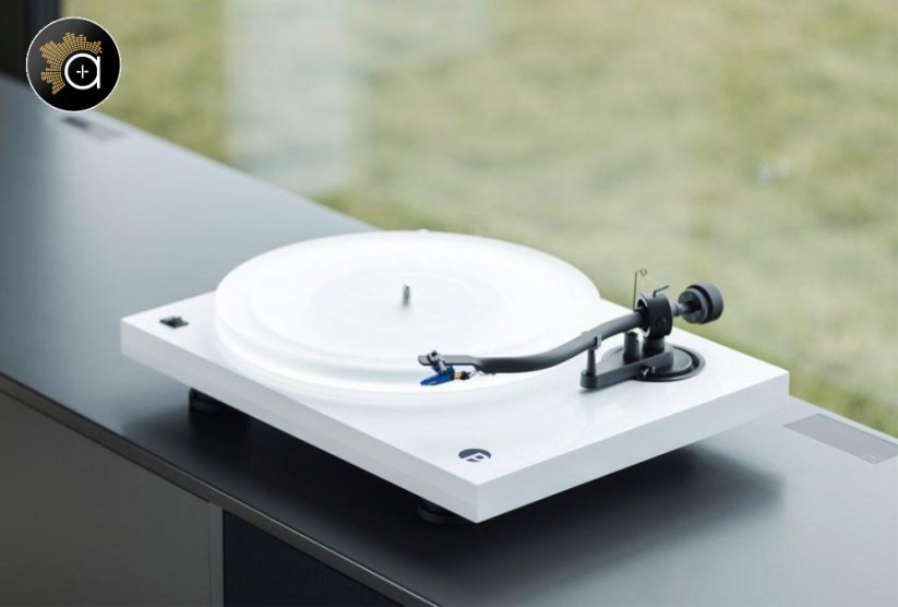 Pro-Ject Acryl It Debut/Expression