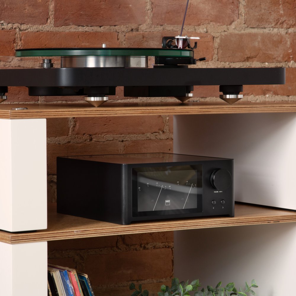 NAD C700 v2 - dobře propojeno